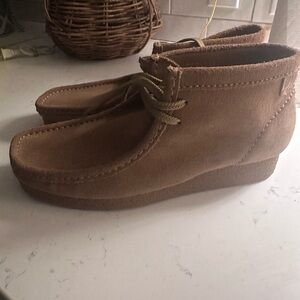 Clark's Men's Wallabee New
